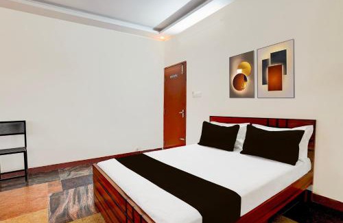 Anekal Hôtel | SPOT ON Sj Comforts Boarding And Lodging