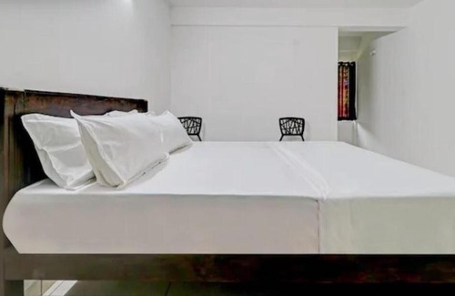 Karkala Hôtel | SPOT ON 70300 V D Residency