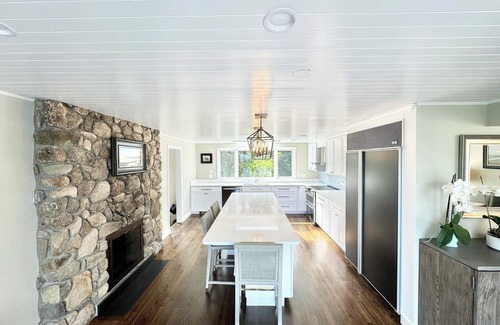 Cohasset Maison | Sprawling Estate with sparkling pool, walk to beach, all overlooking the ocean!