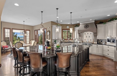 Castle Rock Maison | Sprawling French Estate home on 10 acres!