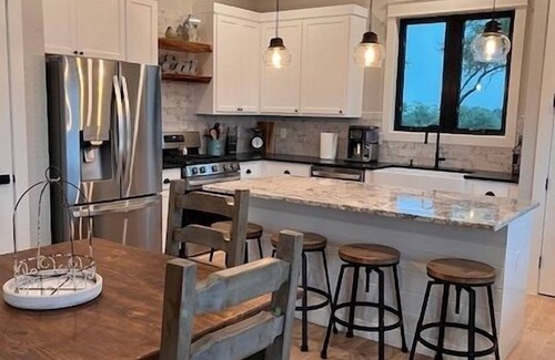 Spring Branch Maison | Spring Branch Cottages "Mountain Laurel"