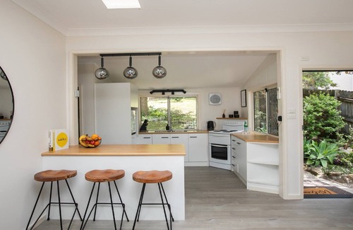 Pearl Beach Maison | Free night stay until 4/7*- 150mtrs to beach!
