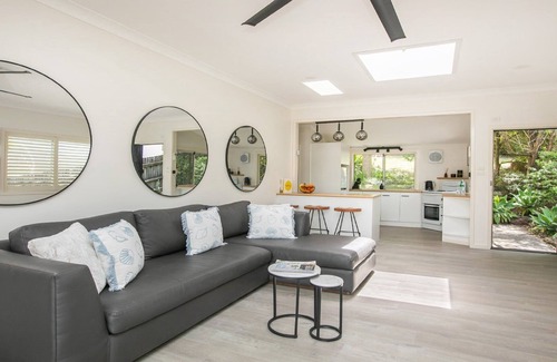 Pearl Beach Maison | Free night stay until 4/7*- 150mtrs to beach!