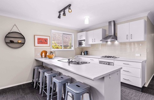 Nowra Maison | Spring Cottage Summar