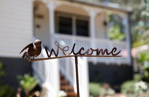 Hepburn Springs Maison | Spring Creek Cottage Hepburn - Secluded Pet Haven