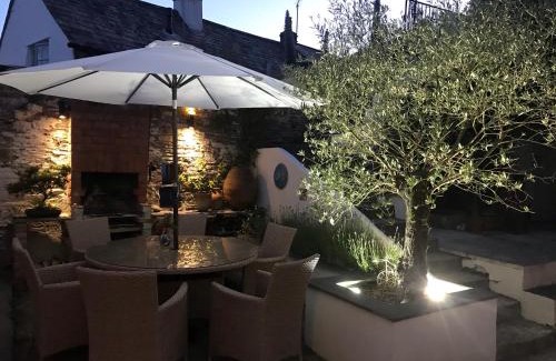 Egloshayle Maison | Spring Garden Cottage