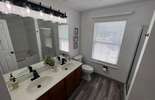 O'Fallon Appartement | Springhurst Serenity Fresh 4BR Getaway