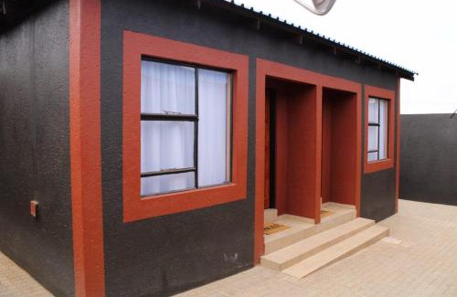 Morebeng Maison | SPS Guesthouse