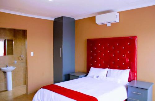 Morebeng Maison | SPS Guesthouse