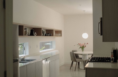 Squamish Maison | Squamish Mountain-view Suite