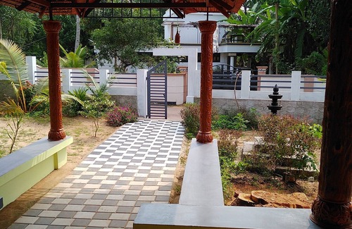 Quilon Maison | Sreepadmini SS Ayurmadam. Anchalummood. Kollam .Kerala .India .Asia