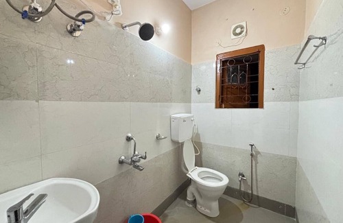 Krishnanagar Maison | Sri Mayapur Chandrodaya Guest House