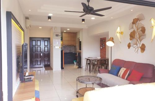 Batu Ferringhi Appartement | Sri Sayang by Coral Holiday Resort