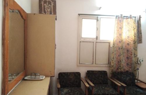 Kachiguda Cabine | Srinivasa Lodge