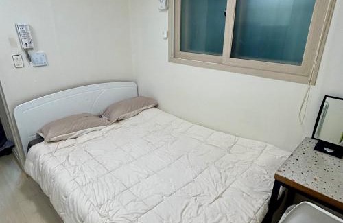 Daebang-dong Appartement | SS Cosy single studio near Sindaebangsamgeori station