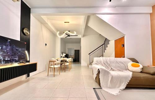 Seremban Maison | SsrHome325 Light Luxury Floating Bed B&B Seremban4r3b B&B 轻奢风格