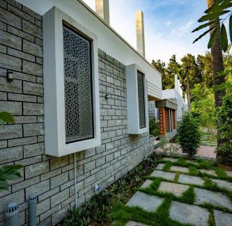 Cheyyur Maison | SSS Large Farm House