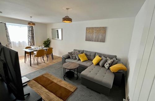Colchester Appartement | St Andrews Gardens- 2 bedroom flat with views over town- A welburg property managed by Catchpole Stays
