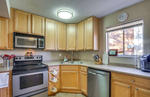 Airport Township Maison | St Ann Townhome < 1 Mi to International Airport!