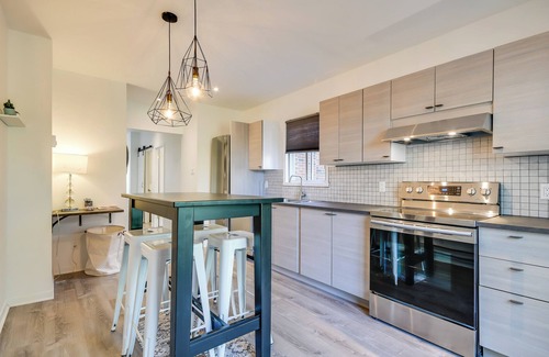 Plateau Mont Royal Appartement | St Denis's Classic - Near Mont Royal Metro Station