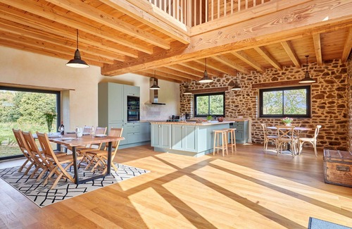 Saint-Aubin-de-Terregatte Maison | Magnifique maison de vacances privée pour 6 personnes avec WIFI, TV, terrasse et animaux admis