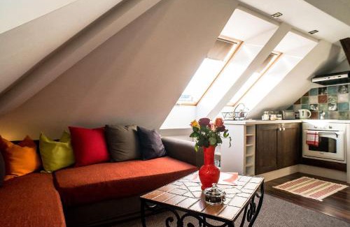 Szentimrevaros Appartement | St. Gellért Square - Minilux Apartman
