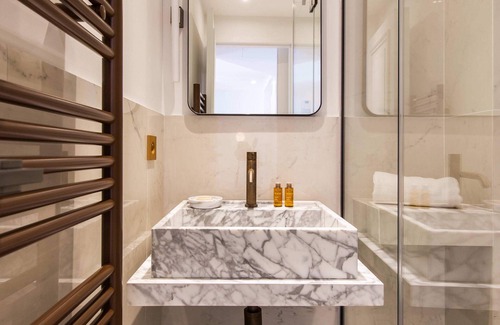 Pigalle Appartement | St Georges - Deux Chambres Fabuleuses à Paris