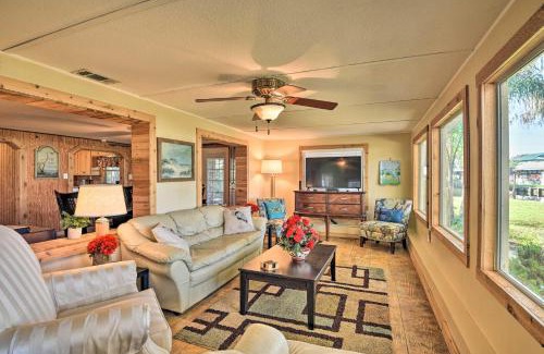 Crescent City Maison | St Johns River Canal Home with Grill!