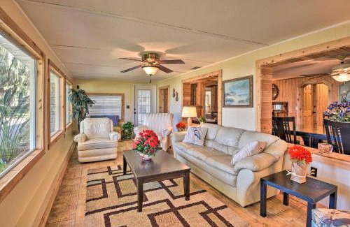 Crescent City Maison | St Johns River Canal Home with Grill!