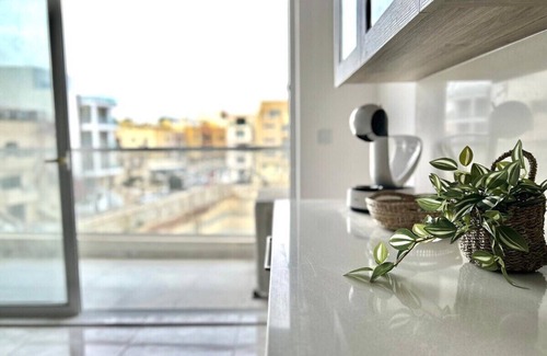 Tal-Ghoqod Appartement | St.Julian’s Brand New apartment 7 Walking distance to St.Julian's Paceville