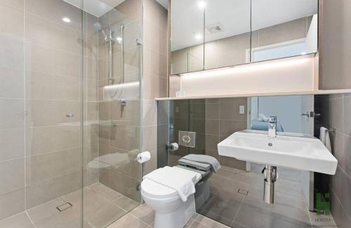 St. Leonards Appartement | St Leonards 2B2B Apt with Skyview