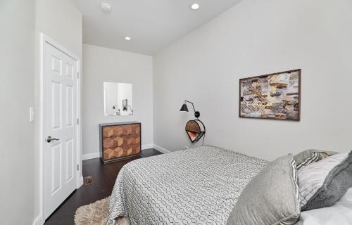 Central West End Appartement | St Louis 2BD 2BA, Forest park, BJ Hospital, Science Center, eats