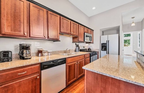 St. Louis Hôtel | St Louis Townhome-Perfect for Groups!