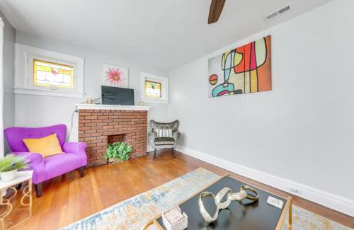 Beverly Hills Appartement | St Louis Vacation Rental about 10 Mi to Downtown!