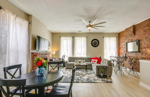 The Gate Appartement | St Louis Vacation Rental about 2 Mi to Downtown