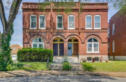 The Gate Appartement | St Louis Vacation Rental about 2 Mi to Downtown