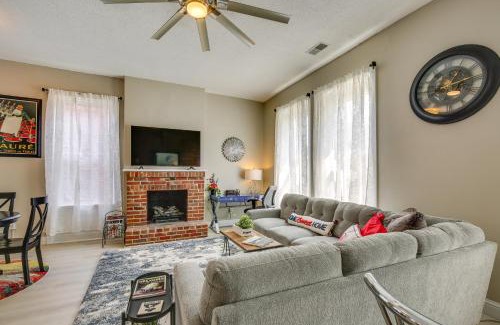 The Gate Appartement | St Louis Vacation Rental about 2 Mi to Downtown