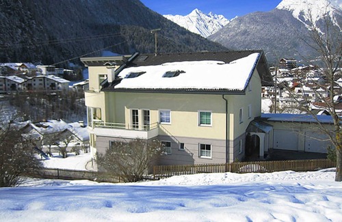 Arzl im Piztal Appartement | Location vacances appartement St Magnus: Apart Sonneck
