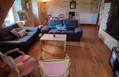 Saint-Medard Maison | MAISON ST MEDARD TYPIQUE DU LOT AVEC PISCINE ENTIÈREMENT PRIVÉE