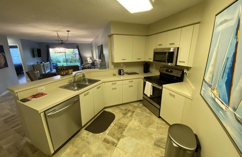 Isla del Sol Copropriété | St. Pete Beach Bahia 155 Vista Verde East - Super Clean! - 2/2 Condo Sleeps 6