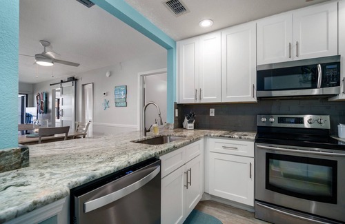 Palma del Mar Copropriété | St. Petersburg Isla del Sol St. Pete Beach Updated Condo on Water 2 Bed Gorgeous