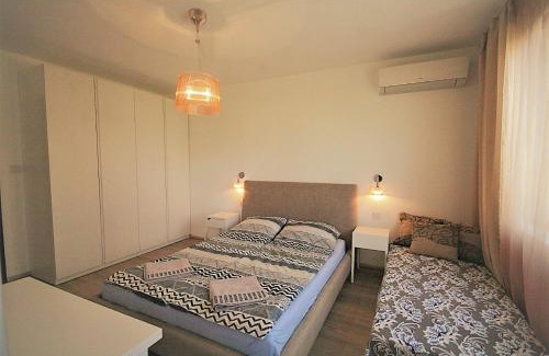 Mladost Appartement | St. Seraphim's Apartment