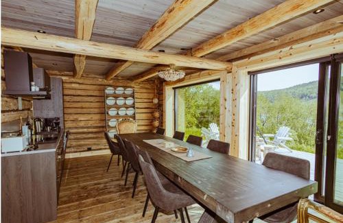 Overhalla Maison | Stabburet Madam Meyer