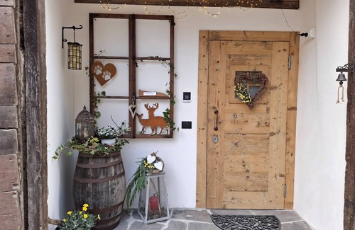 Montagnaga Maison | STABLES SUITE with one freestanding bath typical Trentino charming style