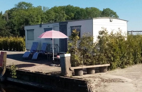 Earnewald Autre | Stacaravan aan het water