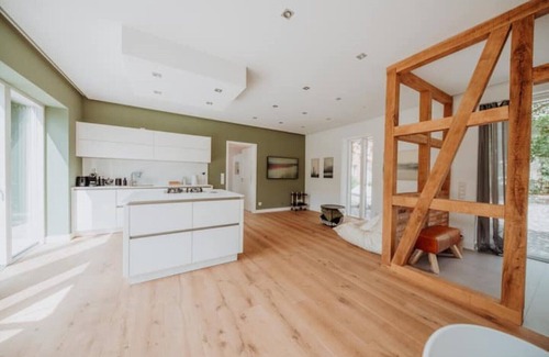 Riddagshausen Appartement | "stadt-land-scheune" - Luxuriös in Alten Gemäuern