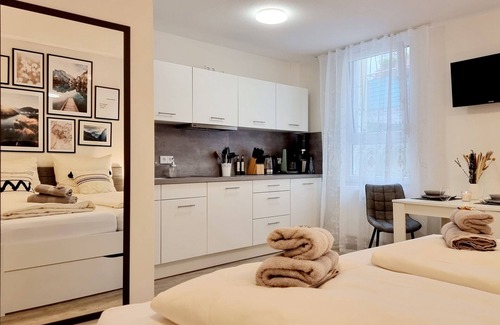 Weingarten Appartement | Stadtgarten-studio #2 im Zentrum + Parkplatz