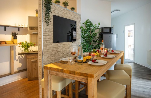 Nordliche Altstadt Appartement | Stadtoase am Doberaner Platz New6pers
