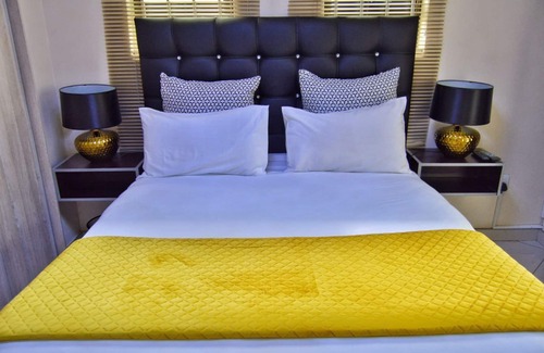 Burgersfort Lit Et Petit-Déjeuner | staff friendly like family, with beautiful mountain views.
