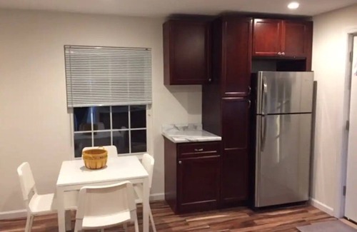Stamford Appartement | Stamford CT Guest Suite. Spacious, private home for visiting family & friends